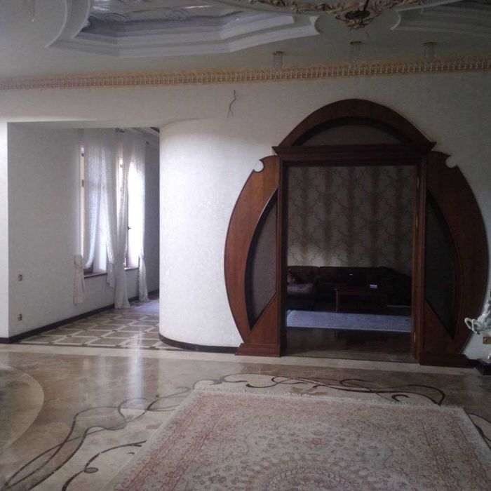 Xovli sotiladi 3 qavat+podval