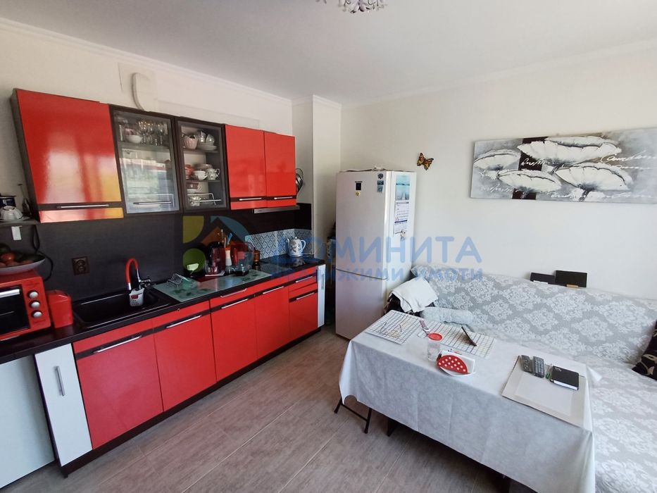 Продава се Двустаен апартамент в Царево - 45 кв.м за 1534 €/кв.м - Снимка #2