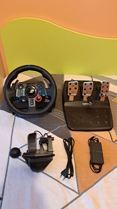Logitech G29 + Shifter