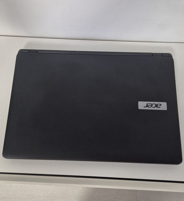Laptop Acer Aspire cu tastatura defectă