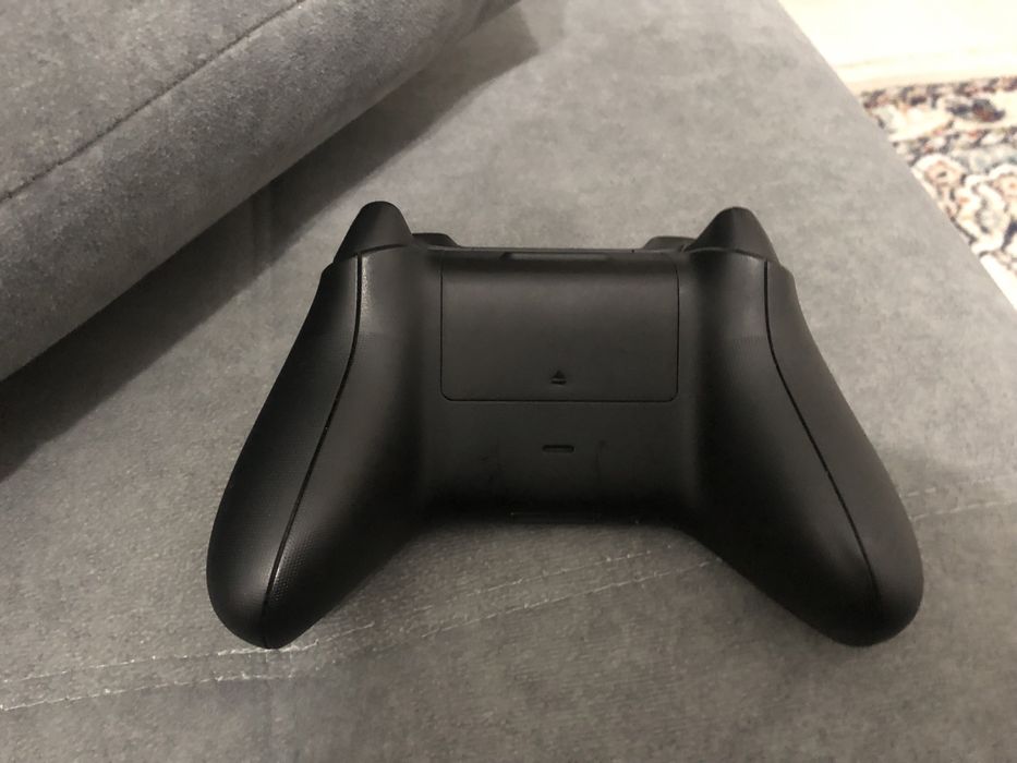 Xbox series s carbon black 1трб