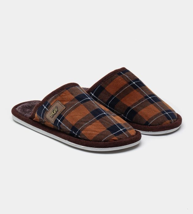 Домашние мужские тапочки