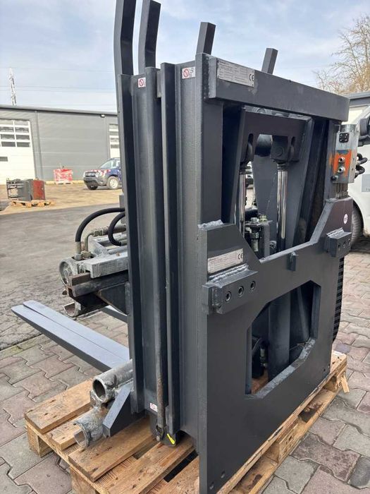 Atașament stivuitor DURWEN  VGT 45 / VDPK 45 Capacitate 2200 kg