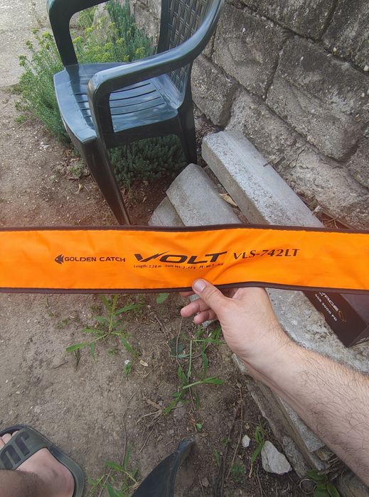 Спининг въдица Golden Catch Volt