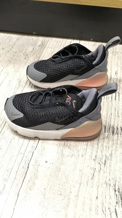 Детски маратонки Nike air max 270 22 номер
