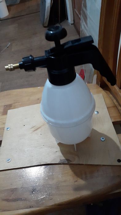 Бутылка для полива