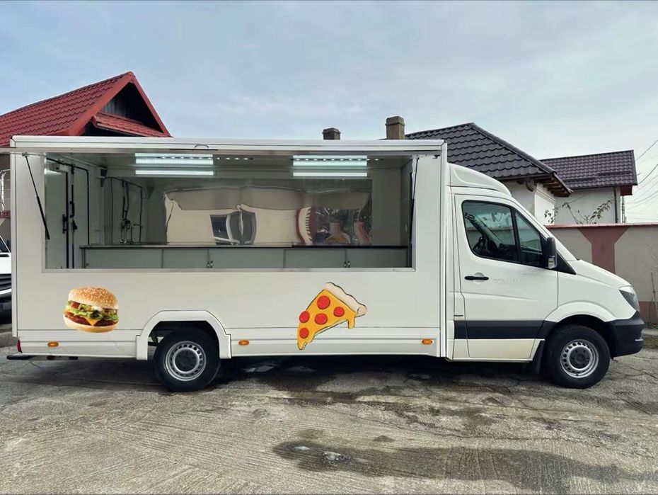 Vand autorulotă.  Fast-Food Truck 2017 euro 6