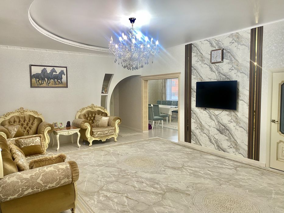 Продам Дом! За тойота центром!