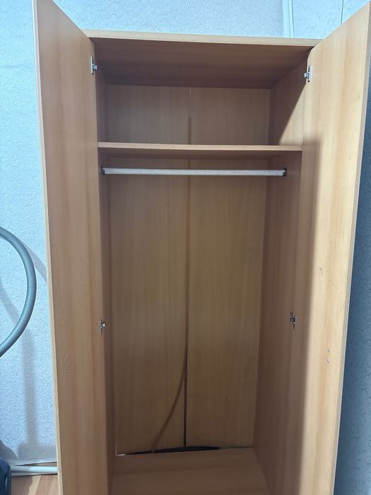 Шкаф бесплатно отдам