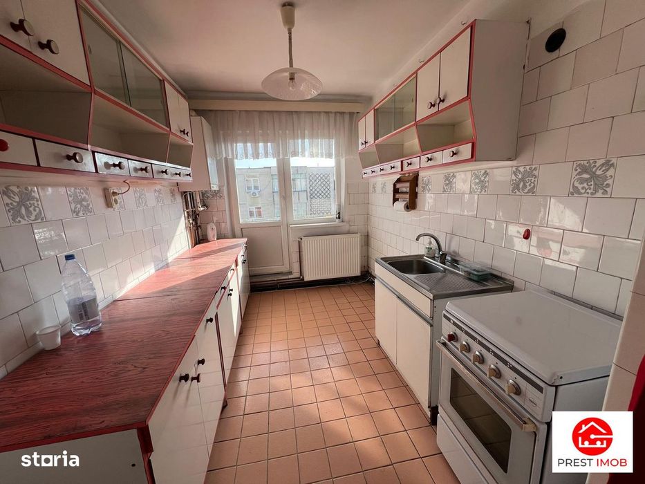 Apartament cu 4 camere de vânzare in Dambu — fotografia 1