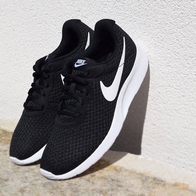 Модель Nike Tanjun Premium качества