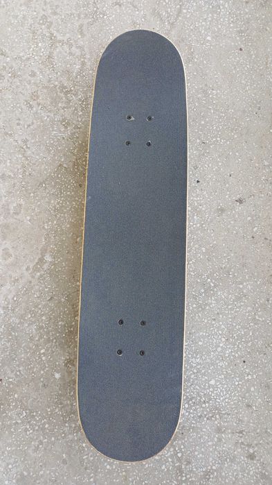 Skateboard