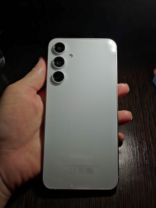 Samsung Galaxy S23 FE