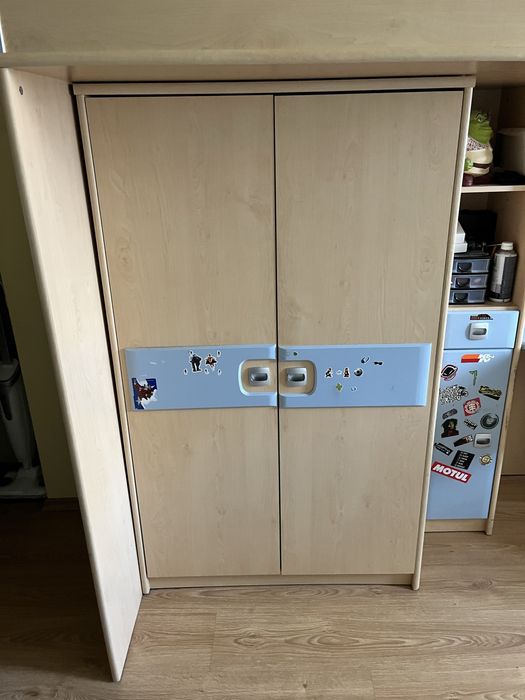 Двуетажно легло