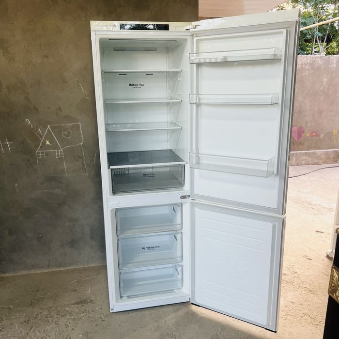 Продам рабочие холодильники