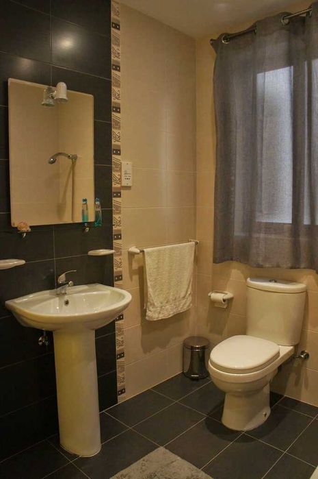 Дава се под наем Тристаен апартамент в Пловдив, Каменица 1 - 90 кв.м за 423.81 € - Снимка #4