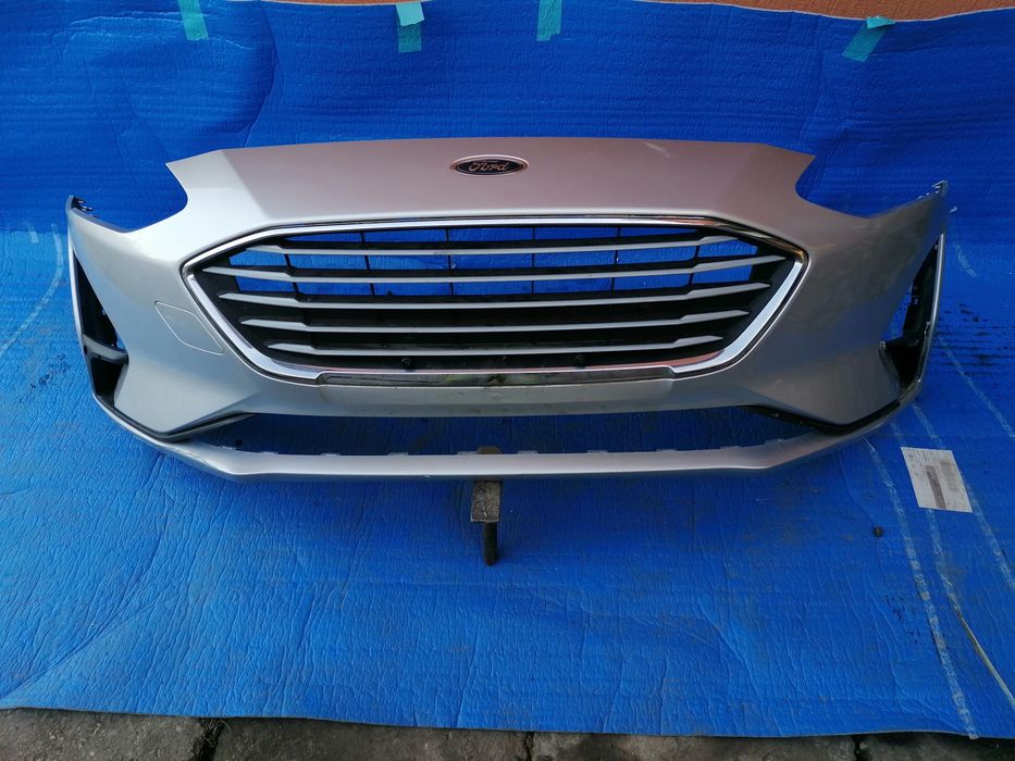 Bara fata Ford Focus an2020