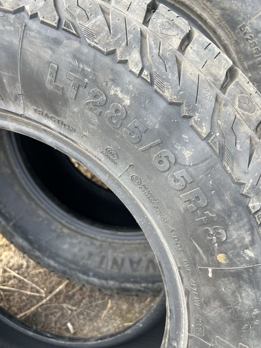 Продам шины  285/65/18