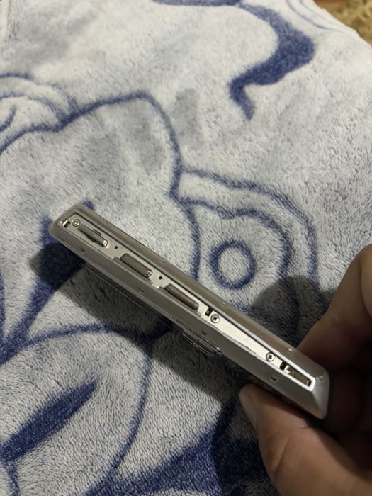 Samsung S9402 полностю рабочи