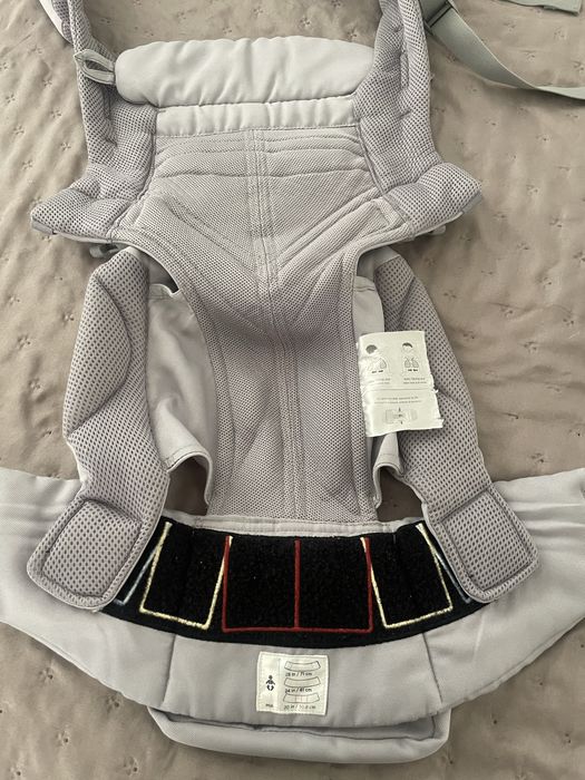Marsupiu Ergobaby Omni 360 cool air