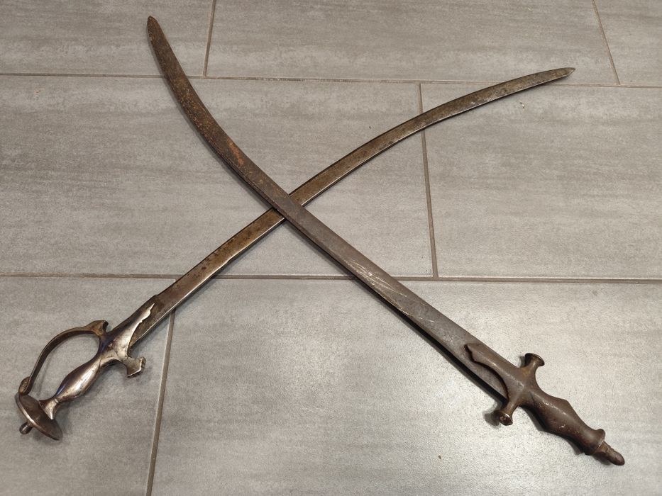 Персийска Сабя / Тулвар / Мечове