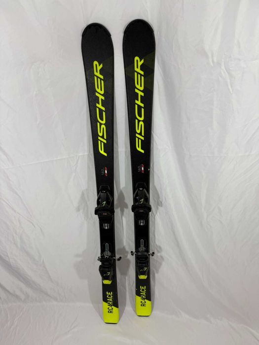 Ski schi copii carve Fischer RC4 Race JR 140cm