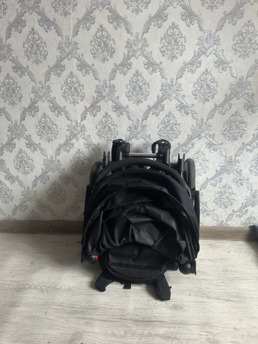 Продам прогулочную коляску