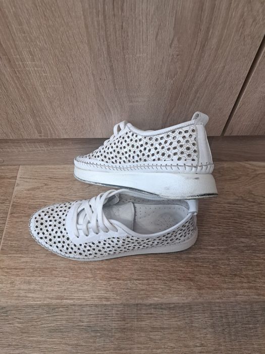 Дамски обувки естествена кожа, номер 38