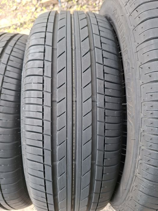 Продам шины 215/60/16 бриджестон