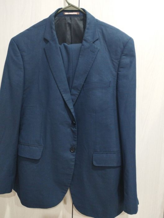 Продам мужской костюм