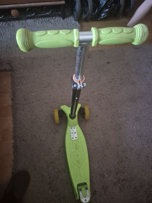 Детский самокат на запчасти