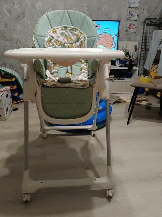 Продам стульчик детский