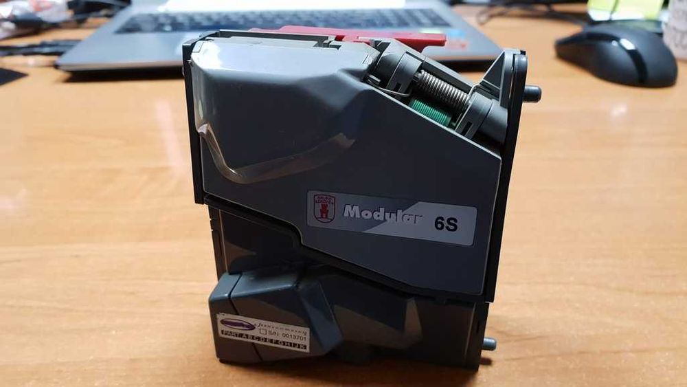 Jetoniera Azkoyen,  RM5,  NRI