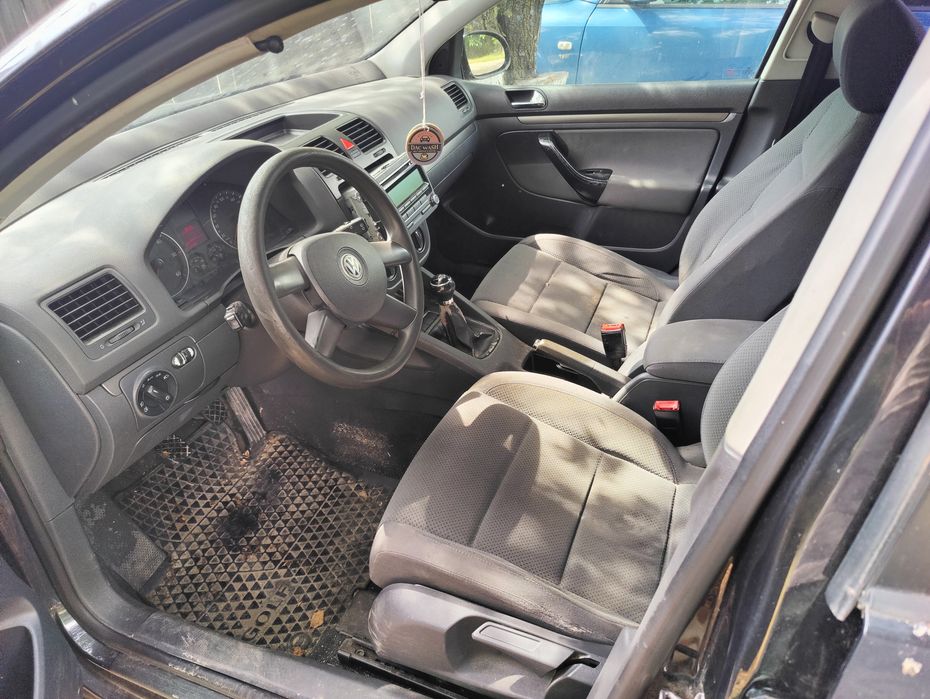 Golf 5 1.9 tdi 105 cp