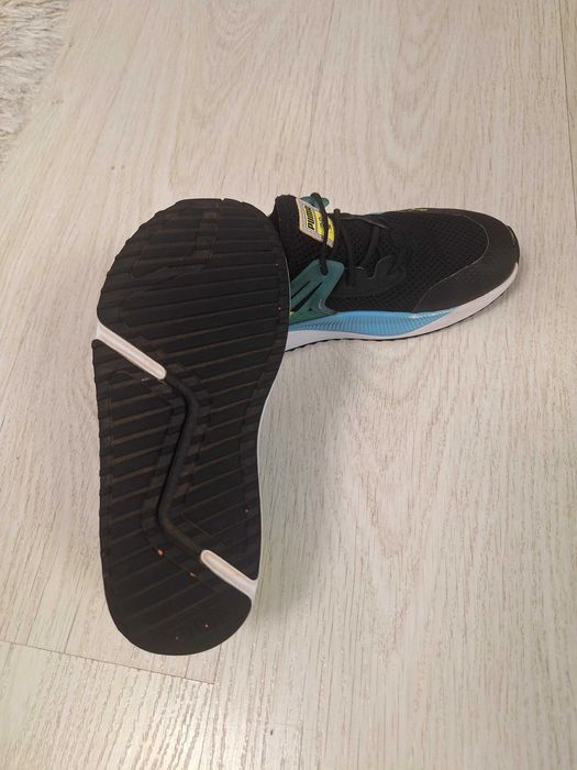 Adidasi Puma Spongeboob marimea 32.