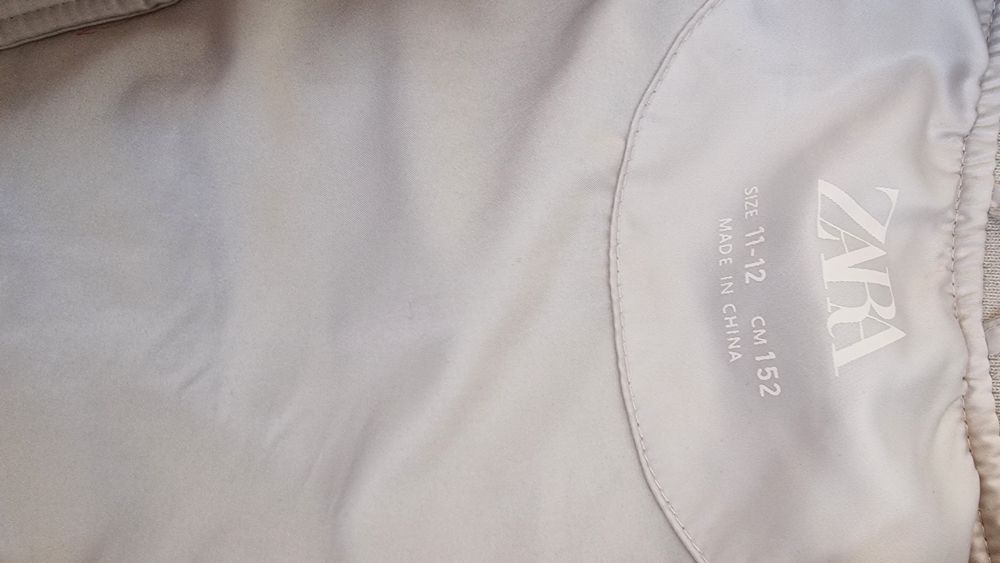 Бомбер zara и джинсы на девочку 10лет