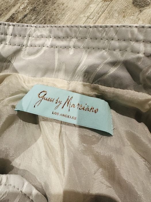 Дамско яке Guess ,размер S,M