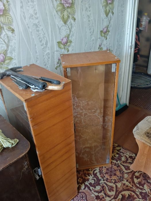 Полки книжные, отдам даром