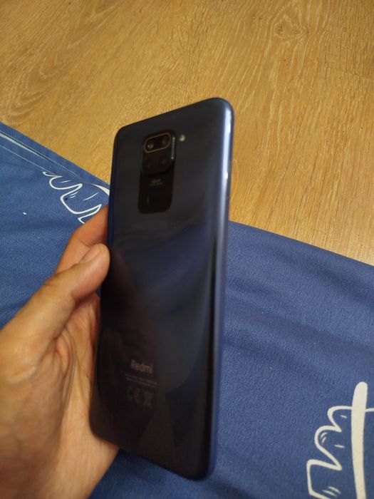 Продам Редми нот 9 и термосумку яндекс