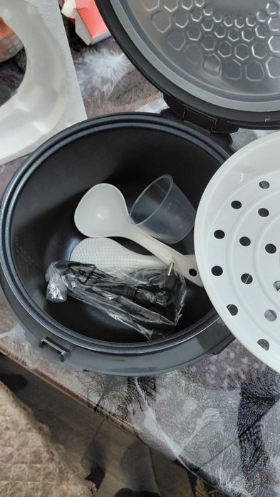 Мультиварка RMC-M252