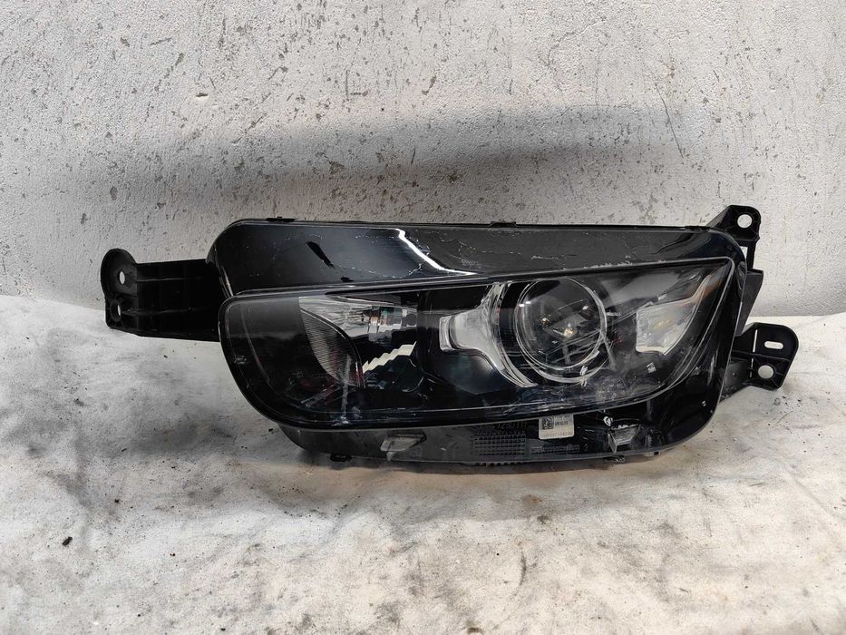 Оригинален фар Ситроен Ц4 Citroen C4 Picasso 2  Bixenon