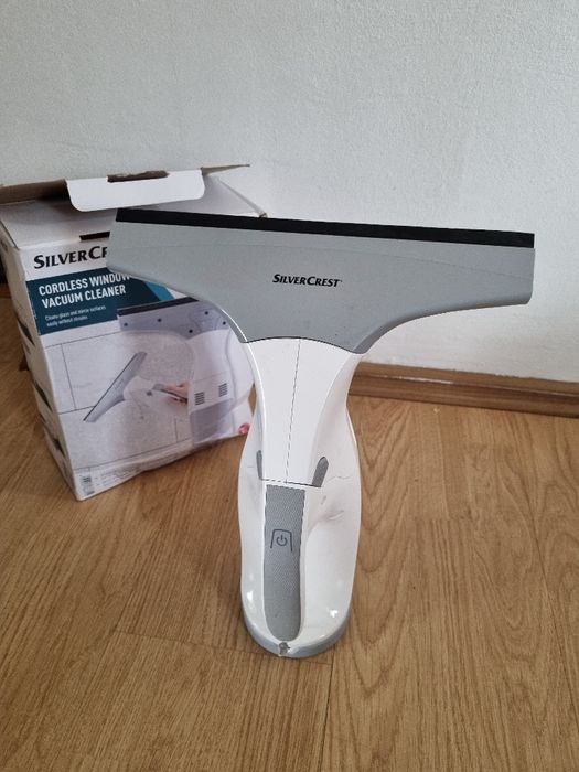 Aspirator pentru geamuri Silvercrest