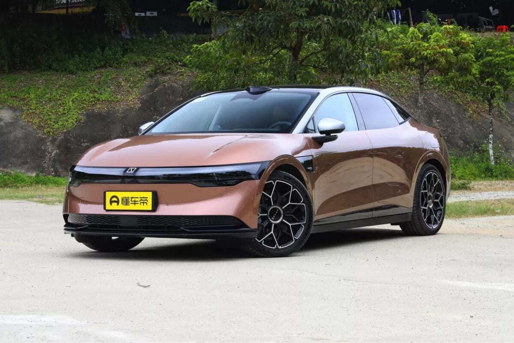 Zeekr 007 2025 — 2