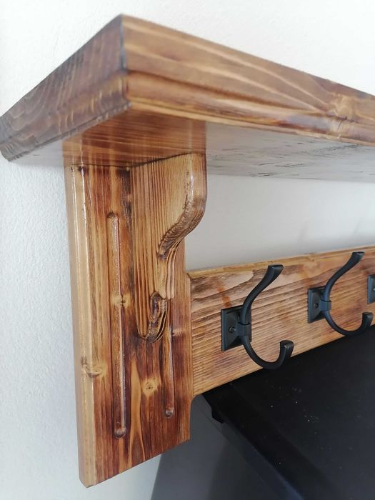 Дървена закачалка с 4 окачвачи