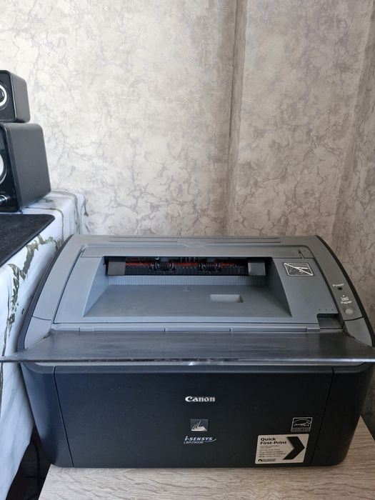 Продаётся принтер Canon LBP 2900B