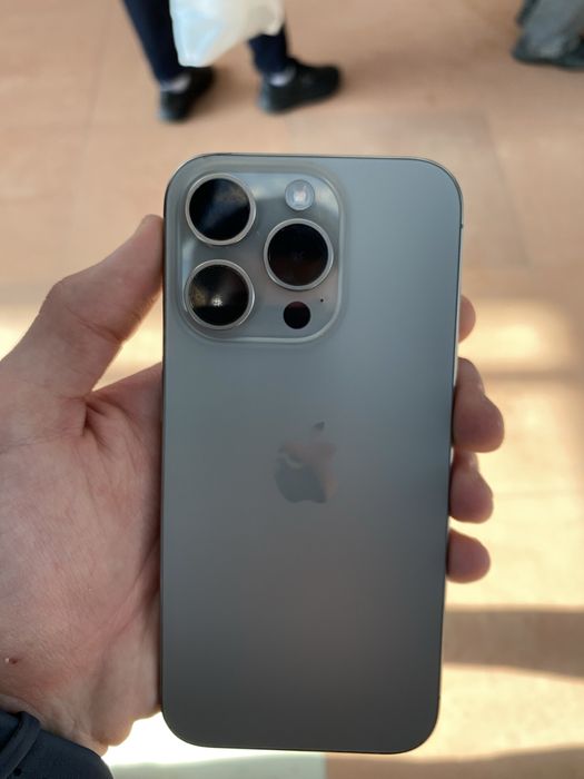 Айфон 15 про в хорошом состоянием