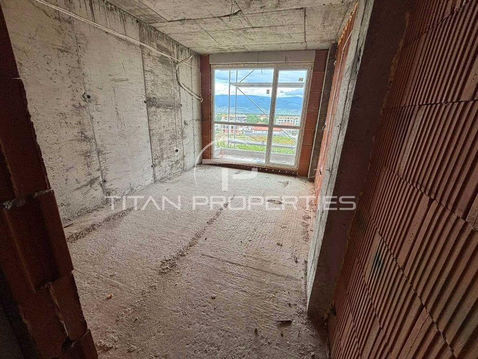 Продава се Двустаен апартамент в Пловдив, Южен - 73 кв.м за 1124 €/кв.м - Снимка #2