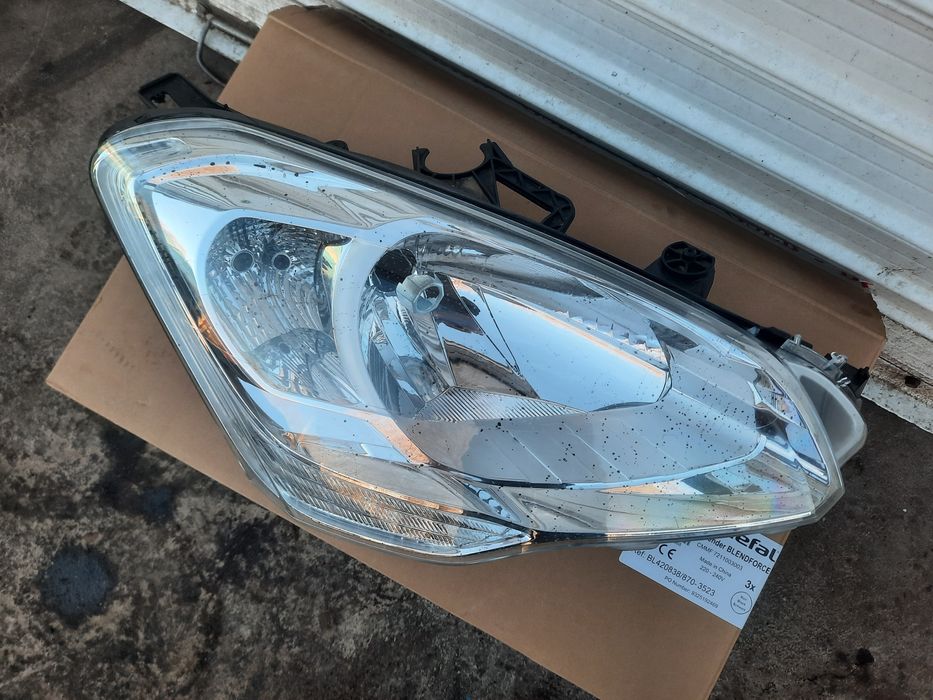 Десен фар Ситроен Берлинго / Citroën Berlingo