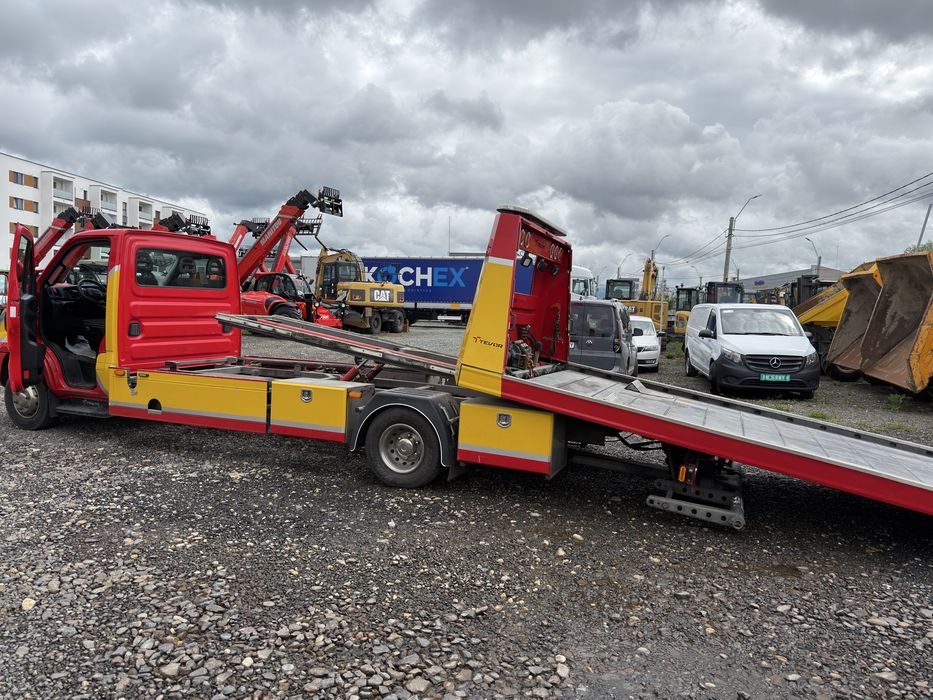 Iveco   DAILY  70C18HA8 P Tevor  an 2022 km 290 mii platfoma hidraulica dotat cu furca profesionala