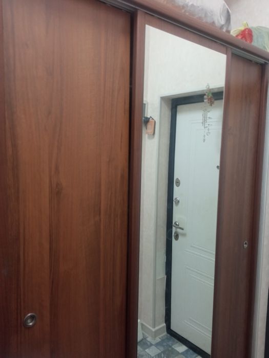 Продам шкаф купе недорого